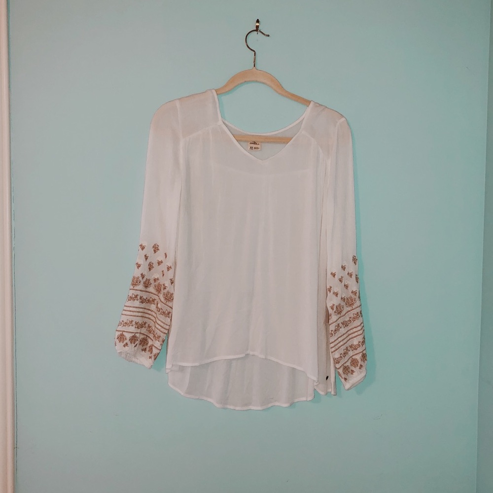O’Neill embroidered sleeve top